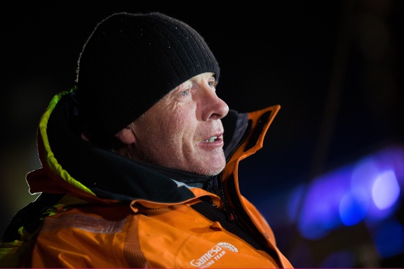 Mike Golding w przedregatowym życiu był ... strażakiem. / Fot. J.M. Liot / DPPI / Vendee Globe