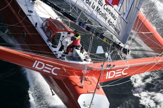 Joyon na pokładzie Ideca. / Fot. J.M. Liot / DPPI / IDEC