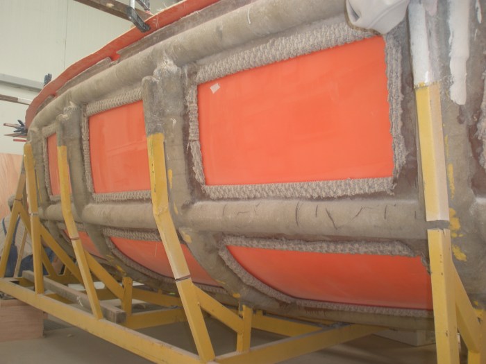 Kadłub na "łożu montażowym". /Fot. MJ 