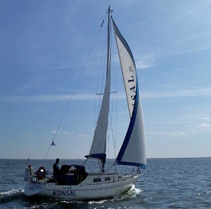 Ryszard Drzymalski na s/y Konsal - wypoczęty samotnik. / fot. Dobrochna Nowak
