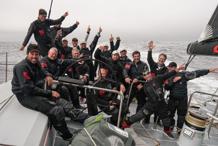 Rekordowa załoga w komplecie. / Fot. Yann Riou/TeamComanche
