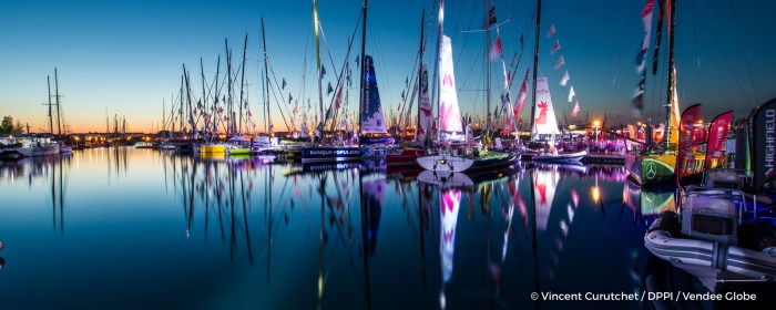 Vendee Globe, Les Sables d'Olonne/ Fot. Vincent Curutchet / DPPI / Vendee Globe Illustrations de nuit des pontons des Sables d'Olonne le 31 Octobre 2016 - Photo Vincent Curutchet / DPPI / Vendee Globe